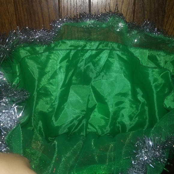 Claire's Christmas Skirt - Picture 2 of 6